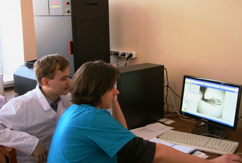 Программно - технический комплекс для прижизненного анализа флуоресцентно меченых клеточных популяций